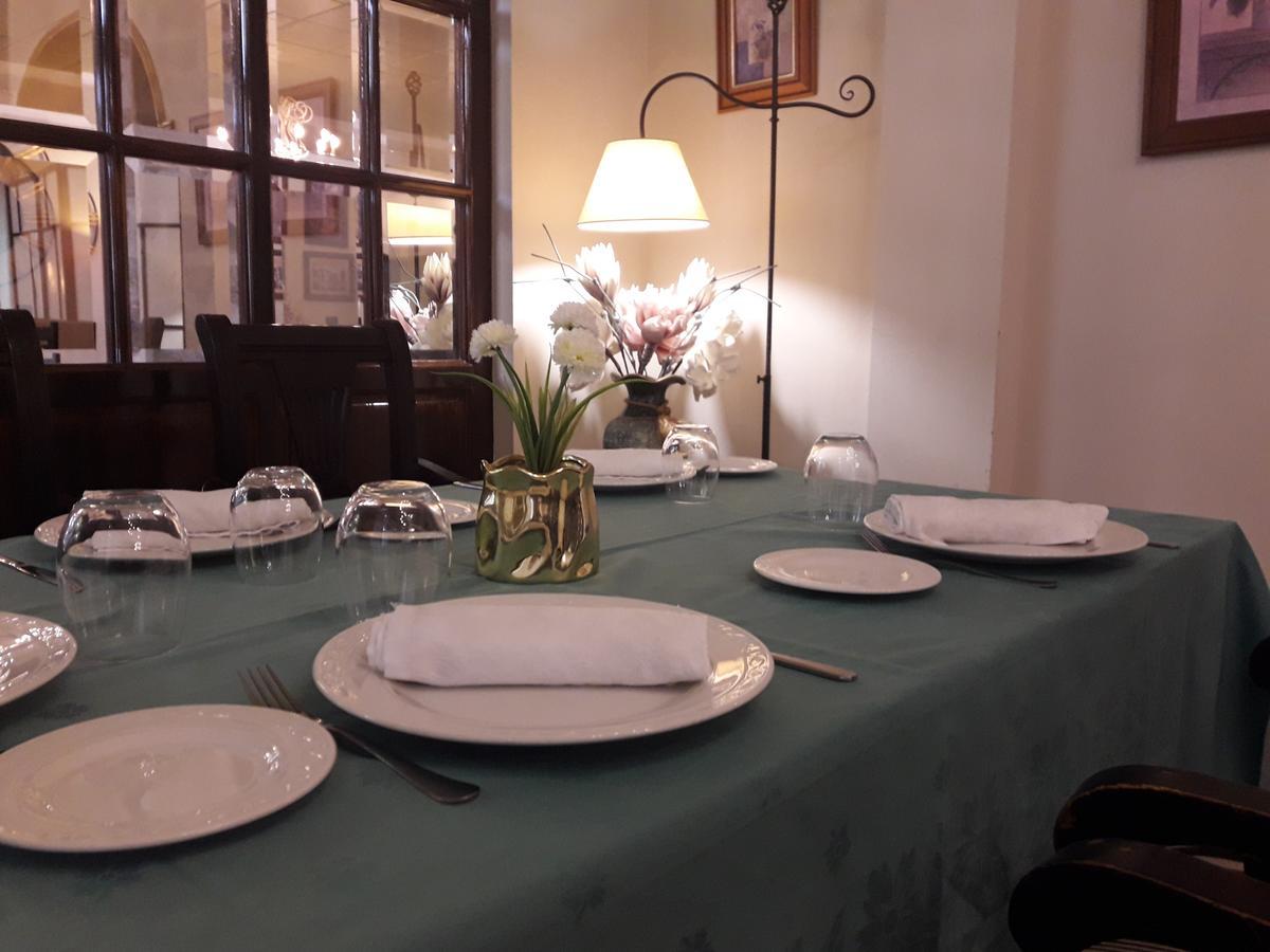 Hostal Hispalis Mairena De Alcor Kültér fotó