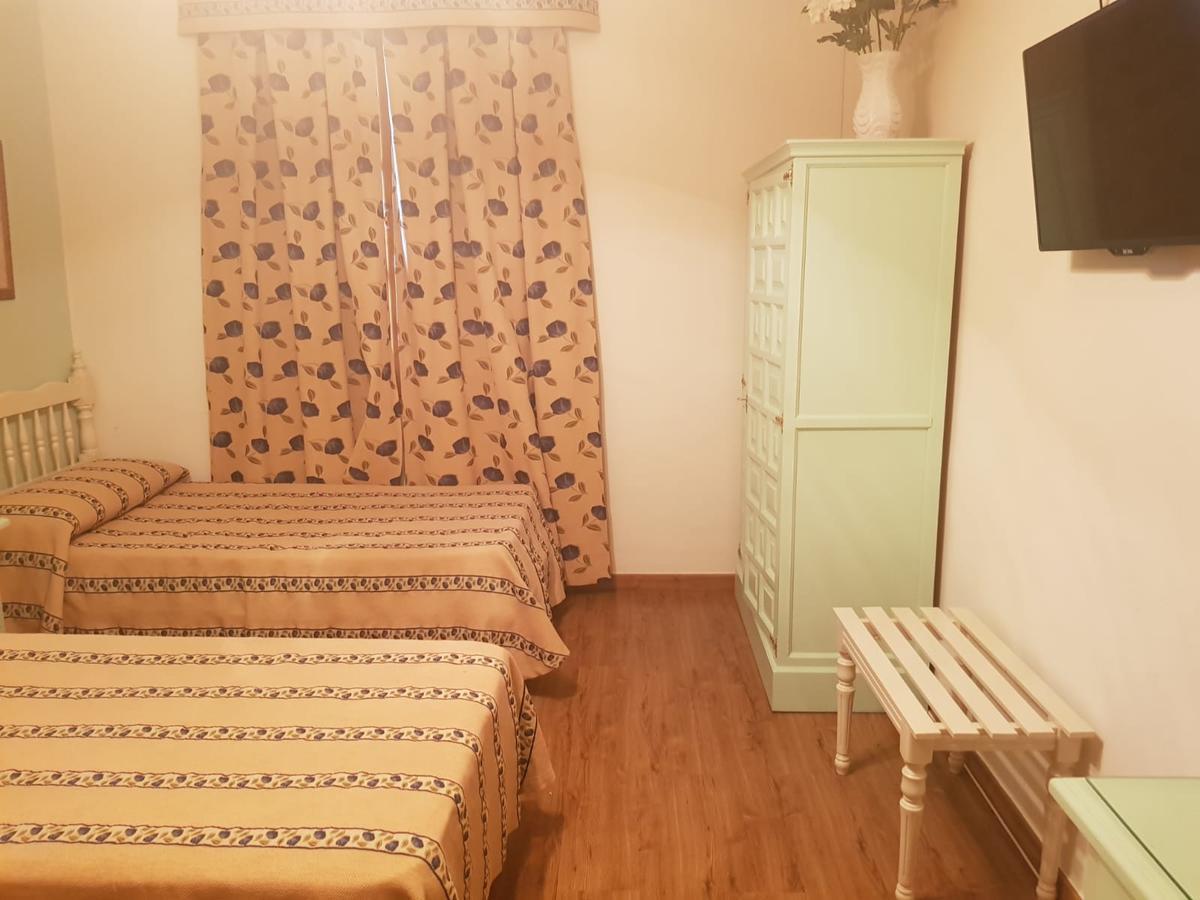 Hostal Hispalis Mairena De Alcor Kültér fotó